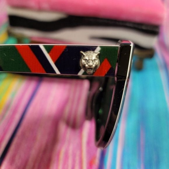 Gucci Sunglasses Red Green White Black Authentic NWT